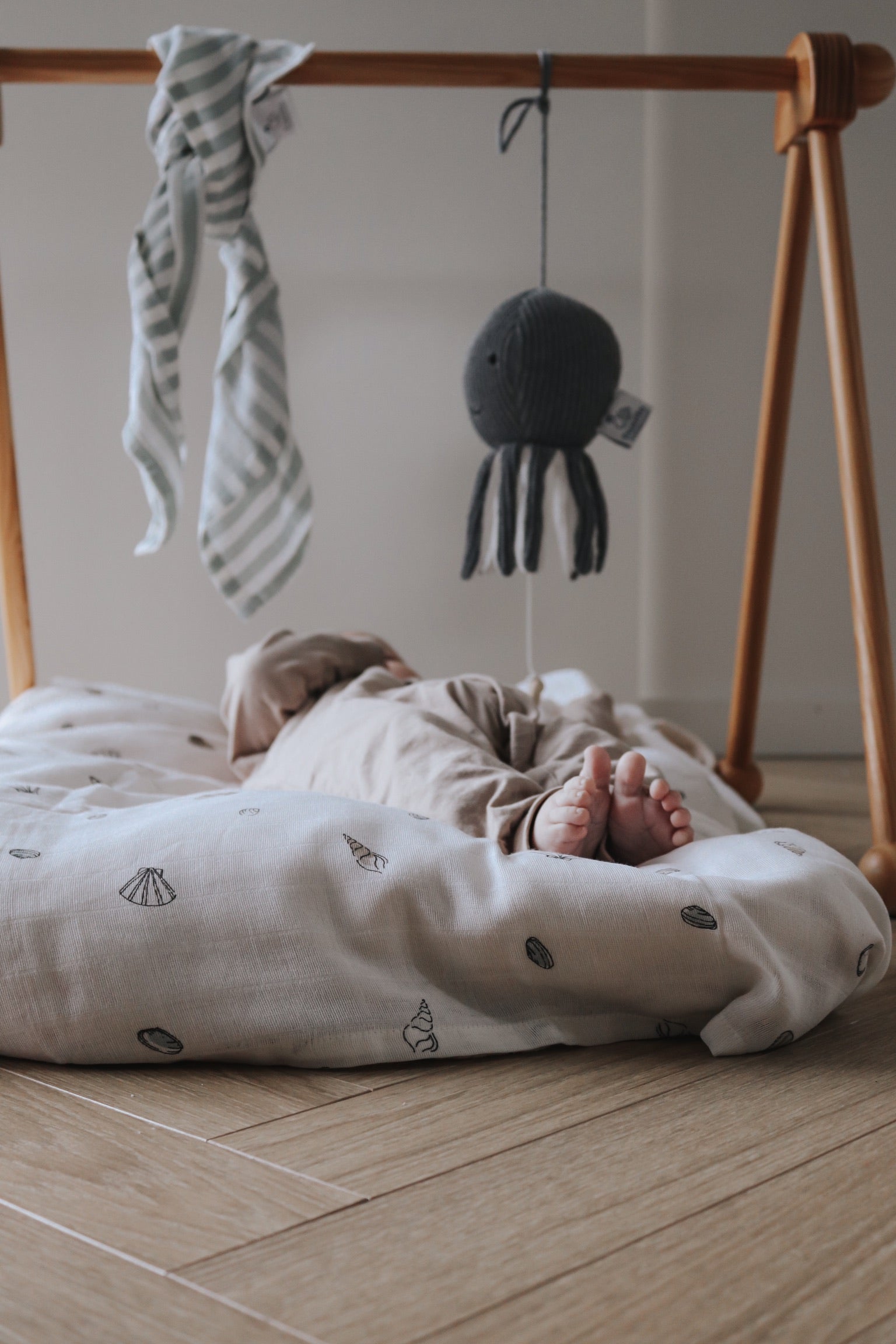 Muslins & Swaddle