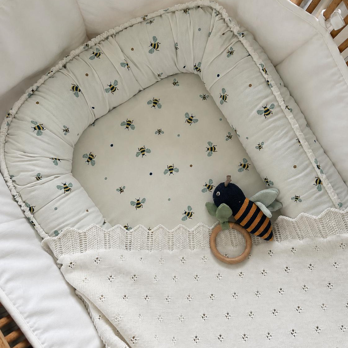 Babynest - Honeybee