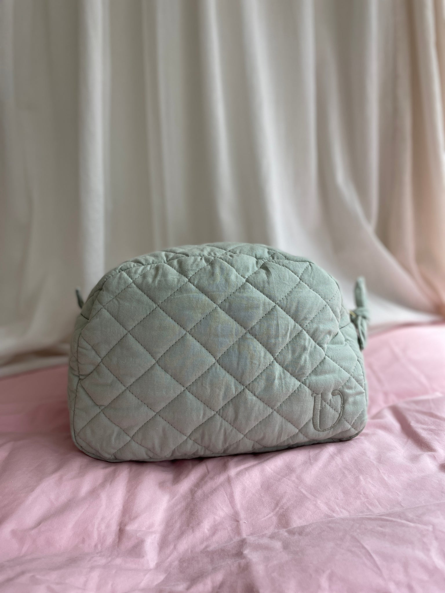 Quilted Toiletry Bag Olive Mist Organic